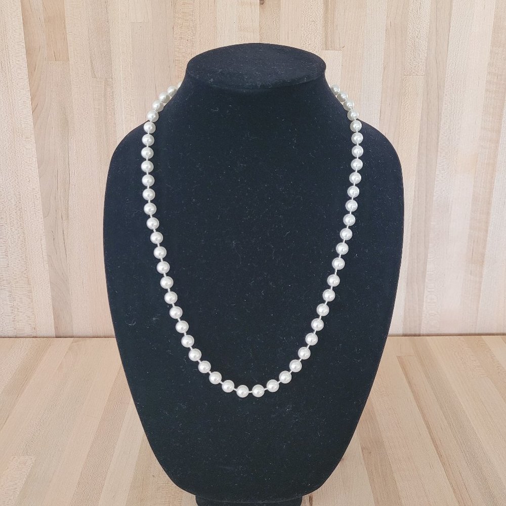 Pearl Necklace.